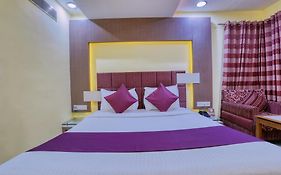 Cherrystay Amrit Residency